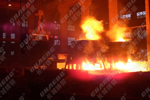 鋼水的溫度是多少？