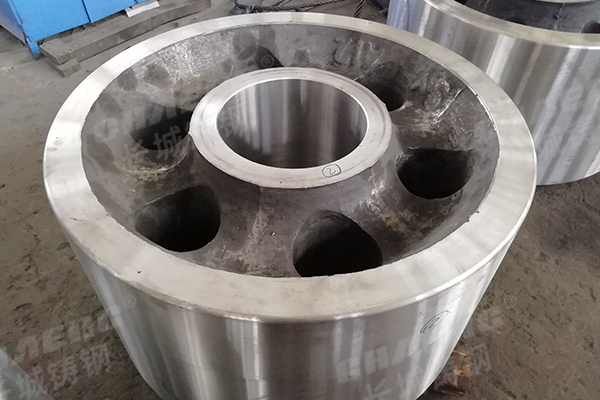 鑄鋼件表面為什么會有氣泡？