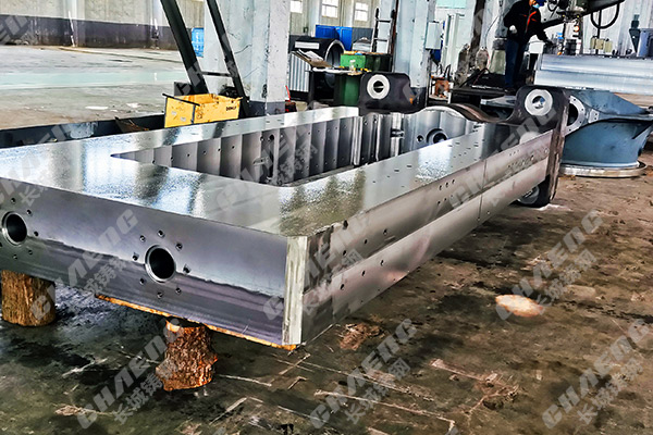 為什么選擇用軋機(jī)牌坊鑄鋼件呢，它的優(yōu)點(diǎn)有哪些？